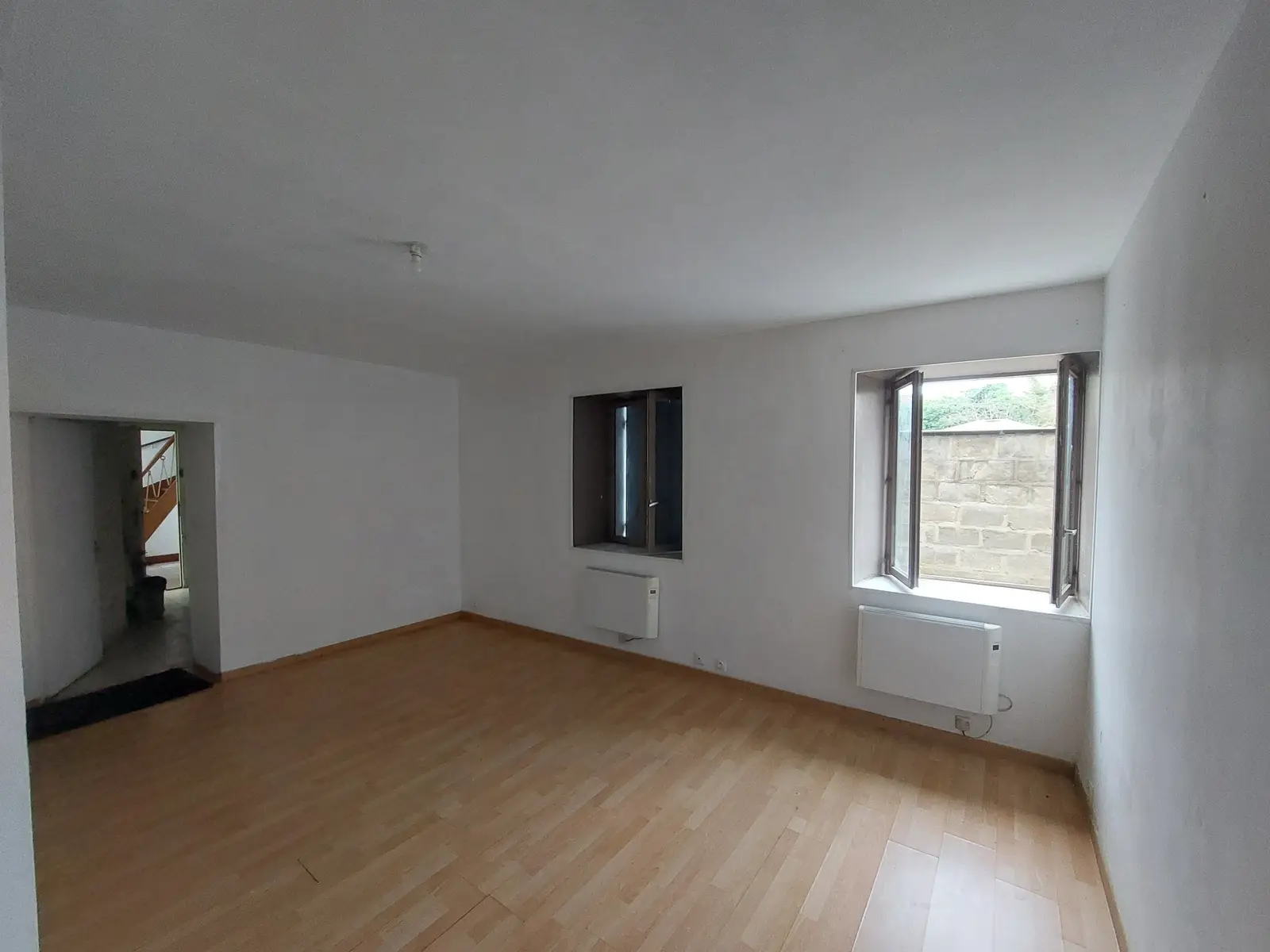 27 bis rue Jean Jaurès , 77130 Montereau Fault Yonne — visuel 7