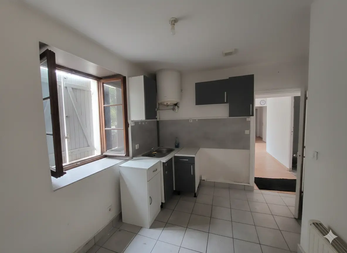 27 bis rue Jean Jaurès , 77130 Montereau Fault Yonne — visuel 8
