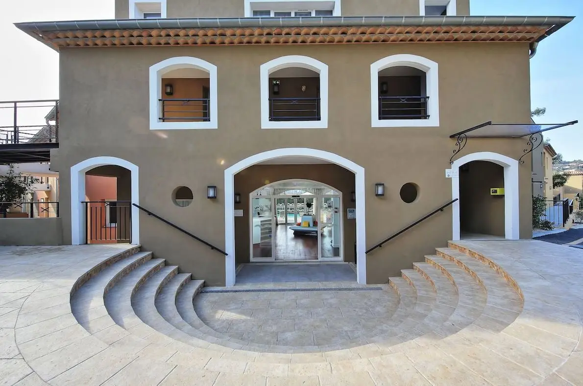 Adonis Le Domaine de Mai — visuel 8