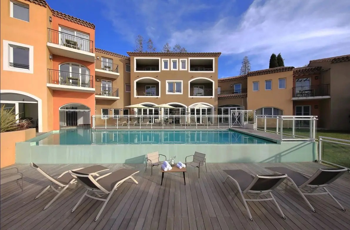 Adonis Le Domaine de Mai à Mougins — vue du programme neuf