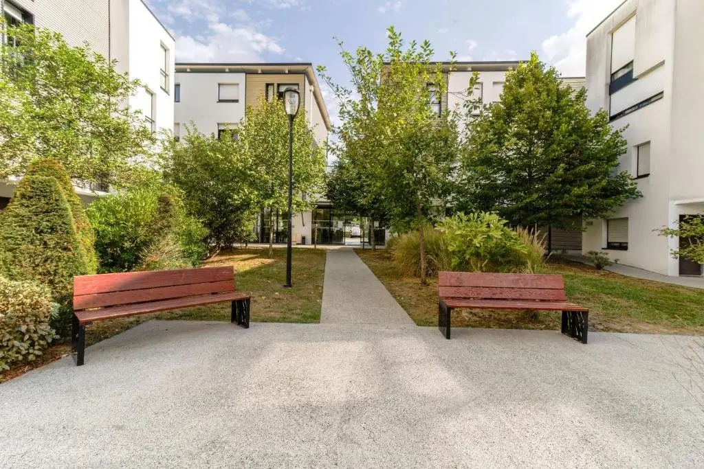 All Suites Apparthotel Pau — visuel 10