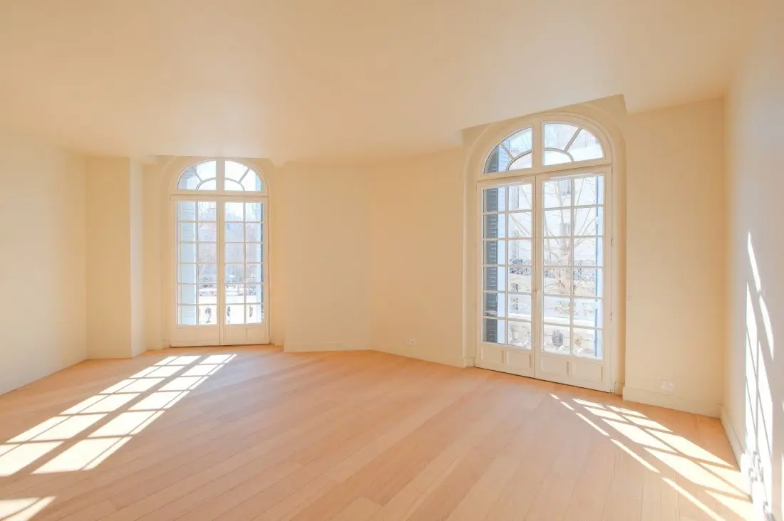 ANTIBES : Le Grand Hôtel — visuel 3