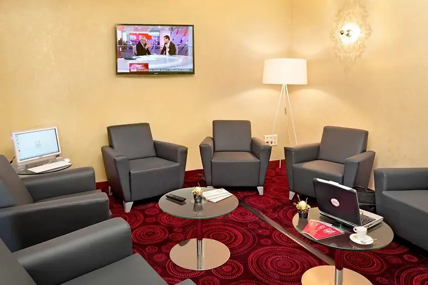 Appart'City Confort Grenoble Inovallée - Appart Hôtel — visuel 8