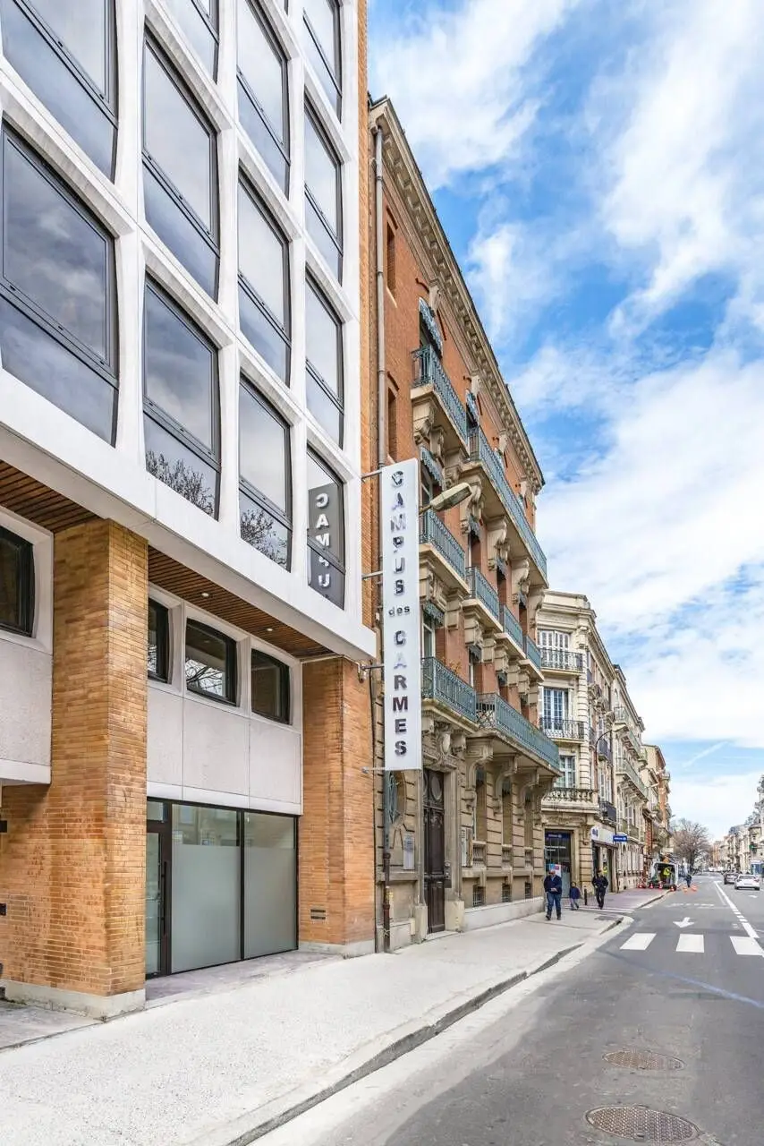 CAMPUS DES CARMES à Toulouse — vue du programme neuf