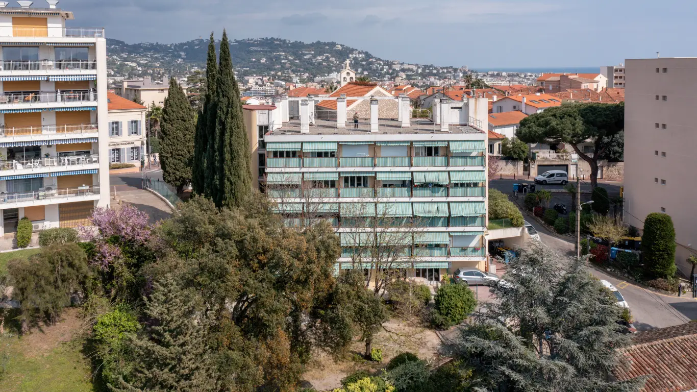 CANNES : Villa Azur — visuel 6