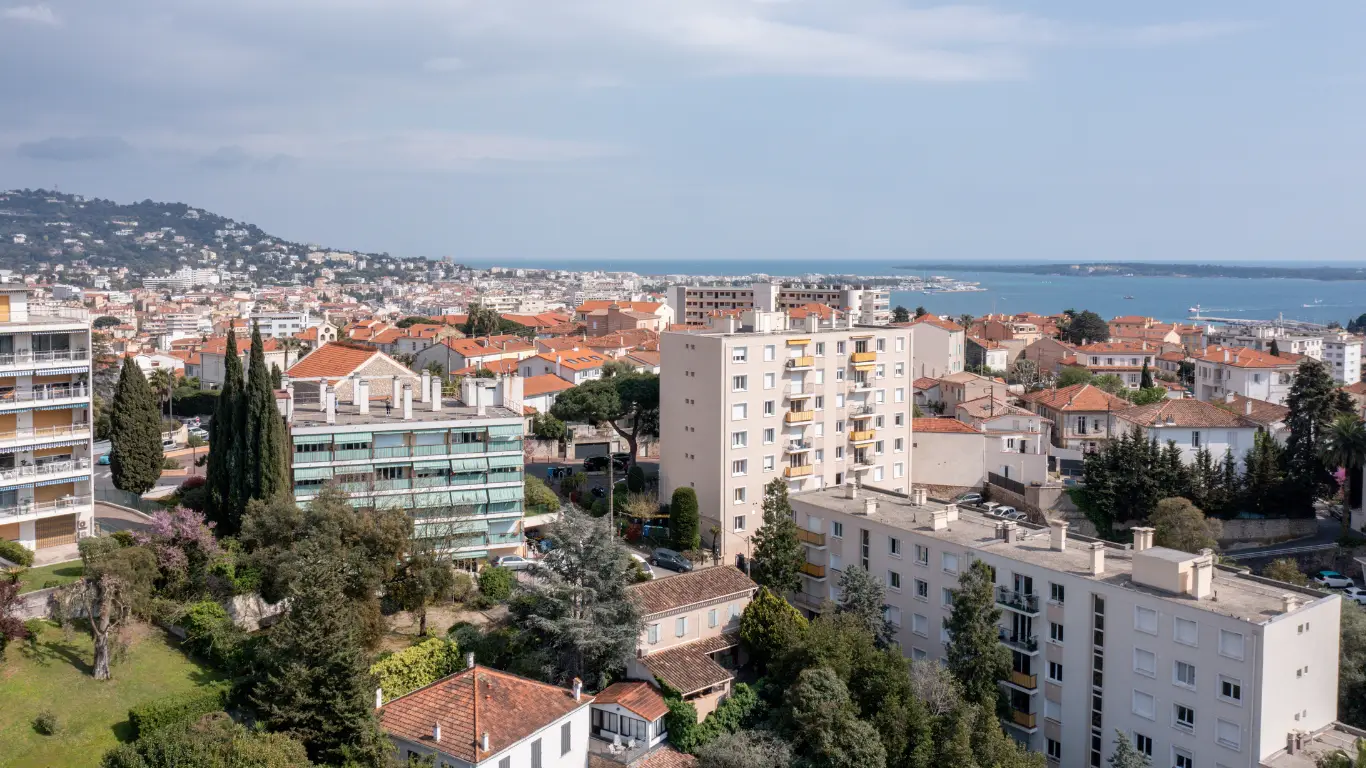 CANNES : Villa Azur — visuel 3