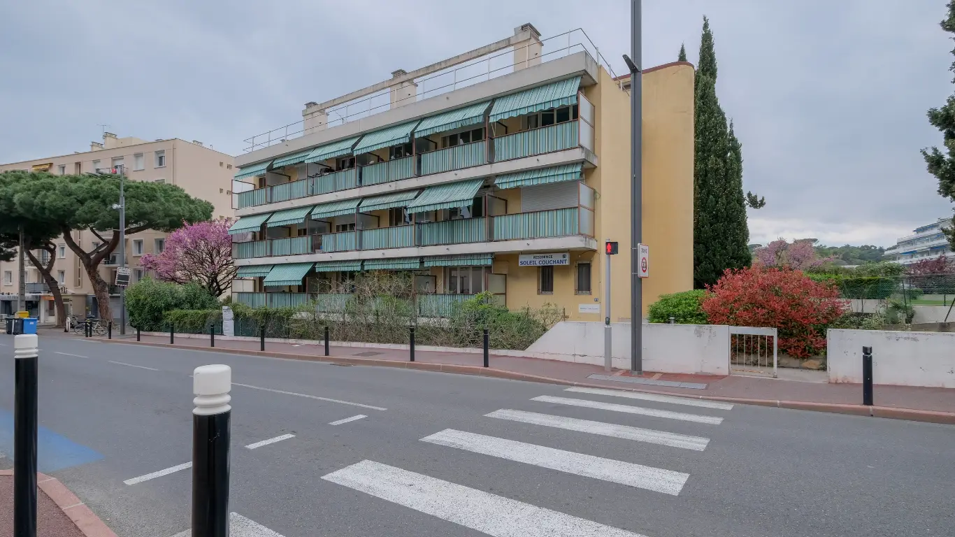 CANNES : Villa Azur — visuel 5