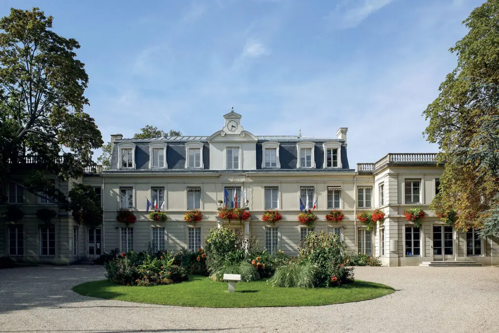 CARRÉ DES ARTS — visuel 3