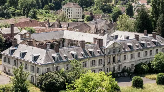 COMPIÈGNE : Château d'Annel, visuel 2