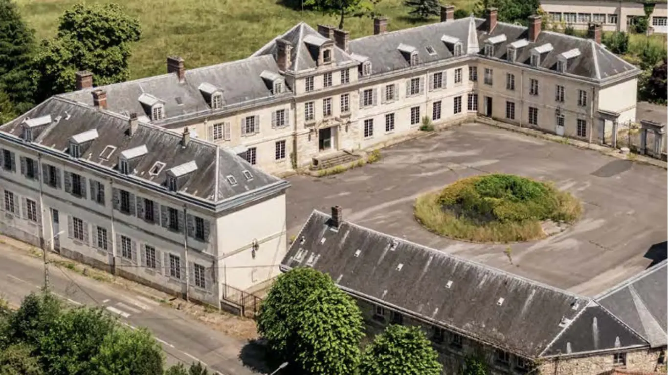 COMPIÈGNE : Château d'Annel à Longueil-Annel — vue du programme neuf