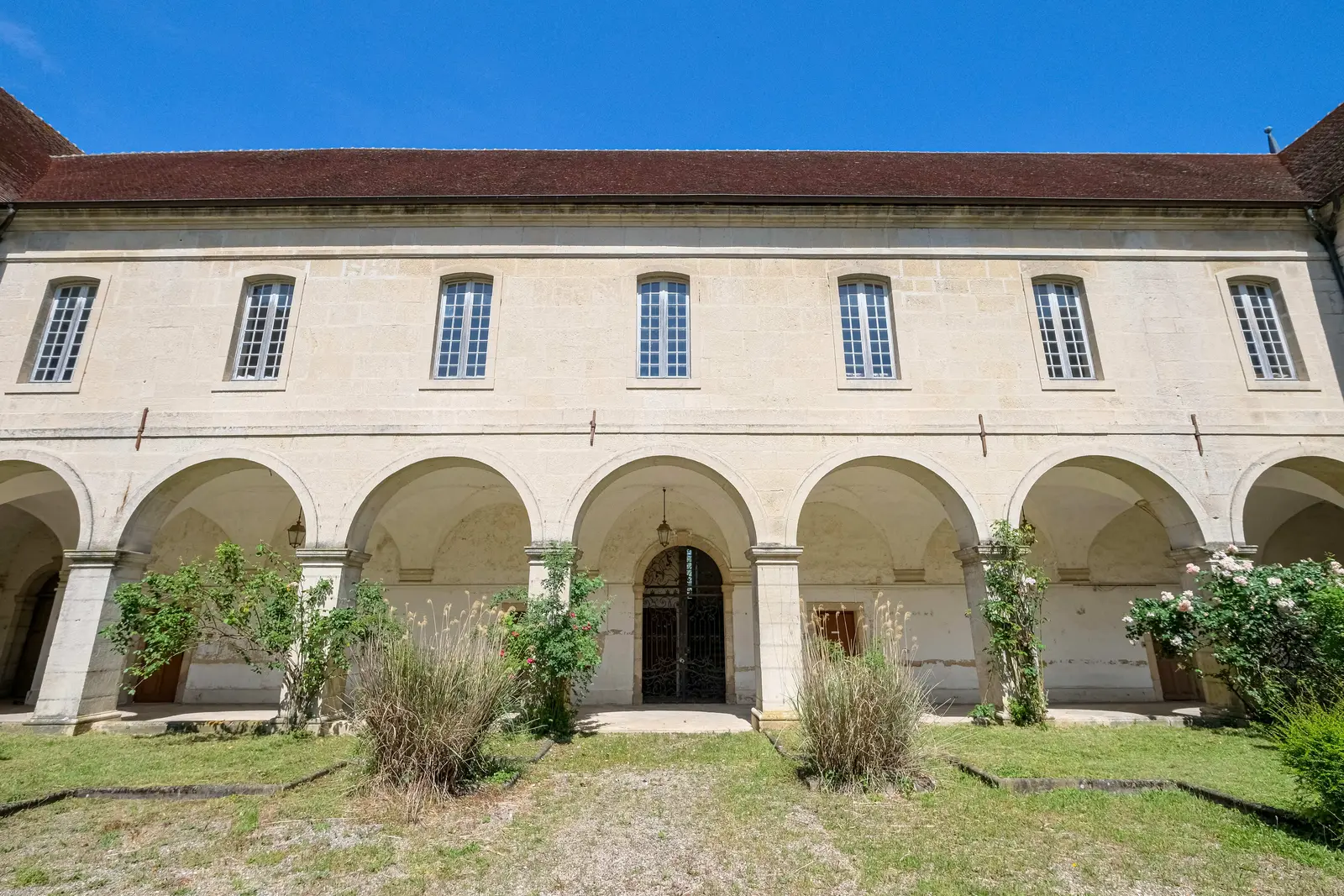 DOLE : Le Cloître des Cordeliers — visuel 3