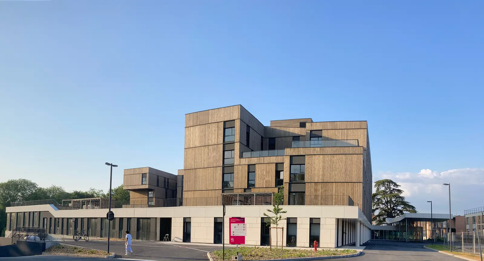 INSTITUT DE READAPTATION DE MEAUX — visuel