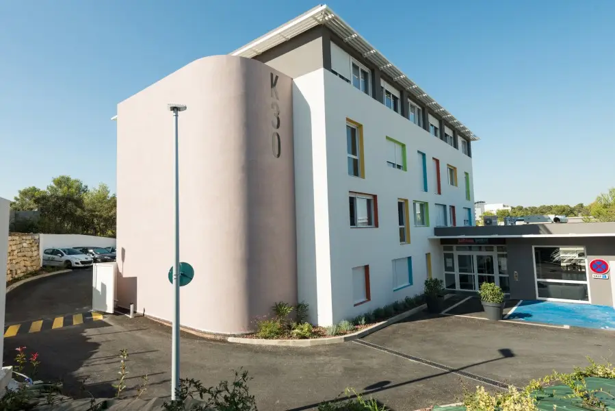 Kampus 30, beeld van het programma te Nîmes