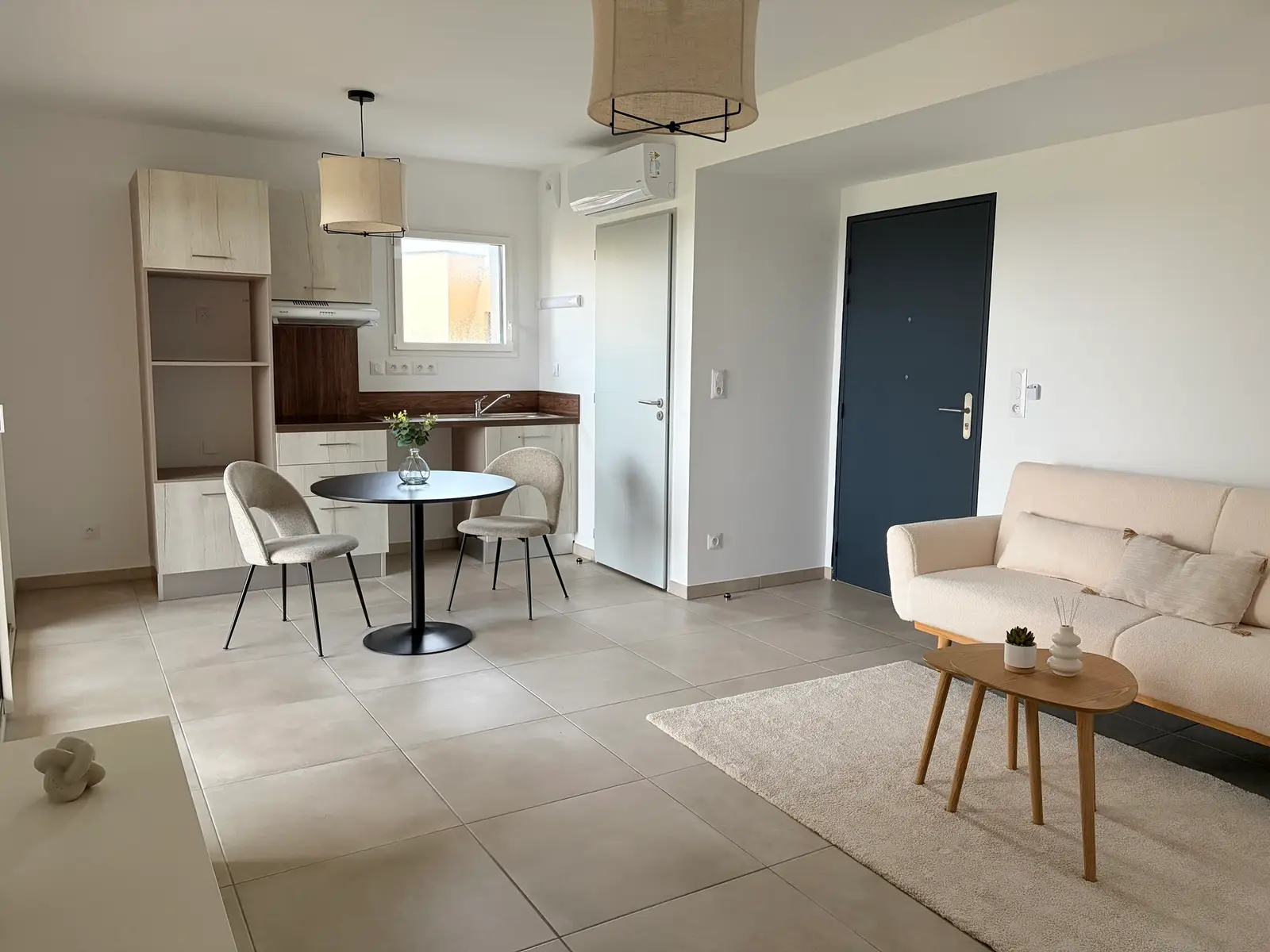 LES ALMADIES — visuel 2