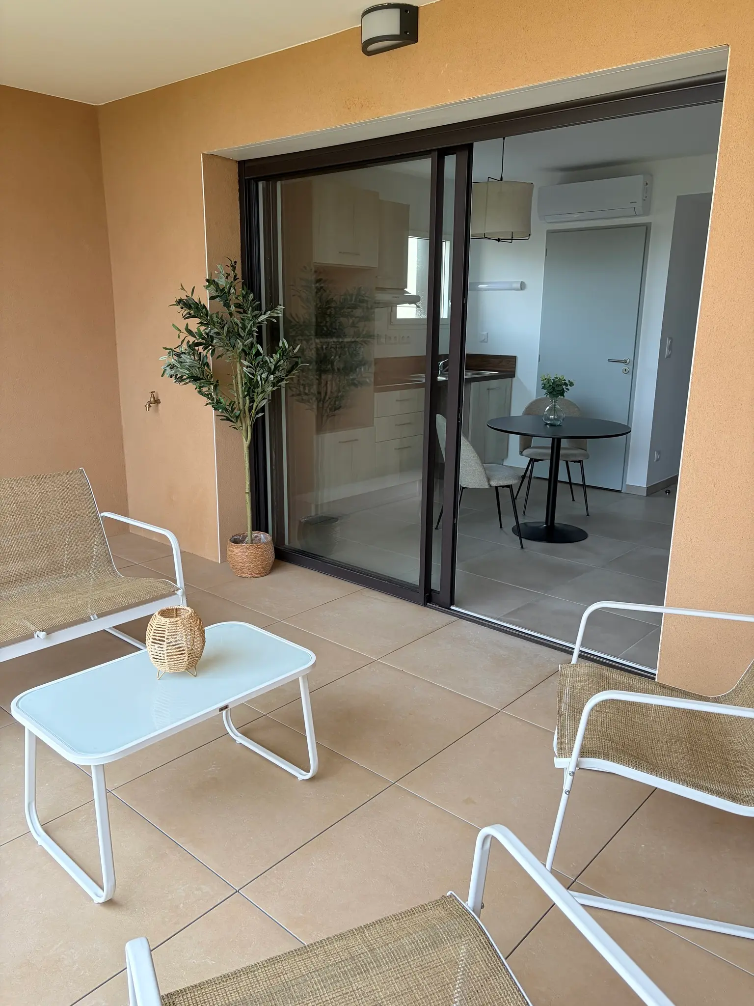 LES ALMADIES — visuel 6