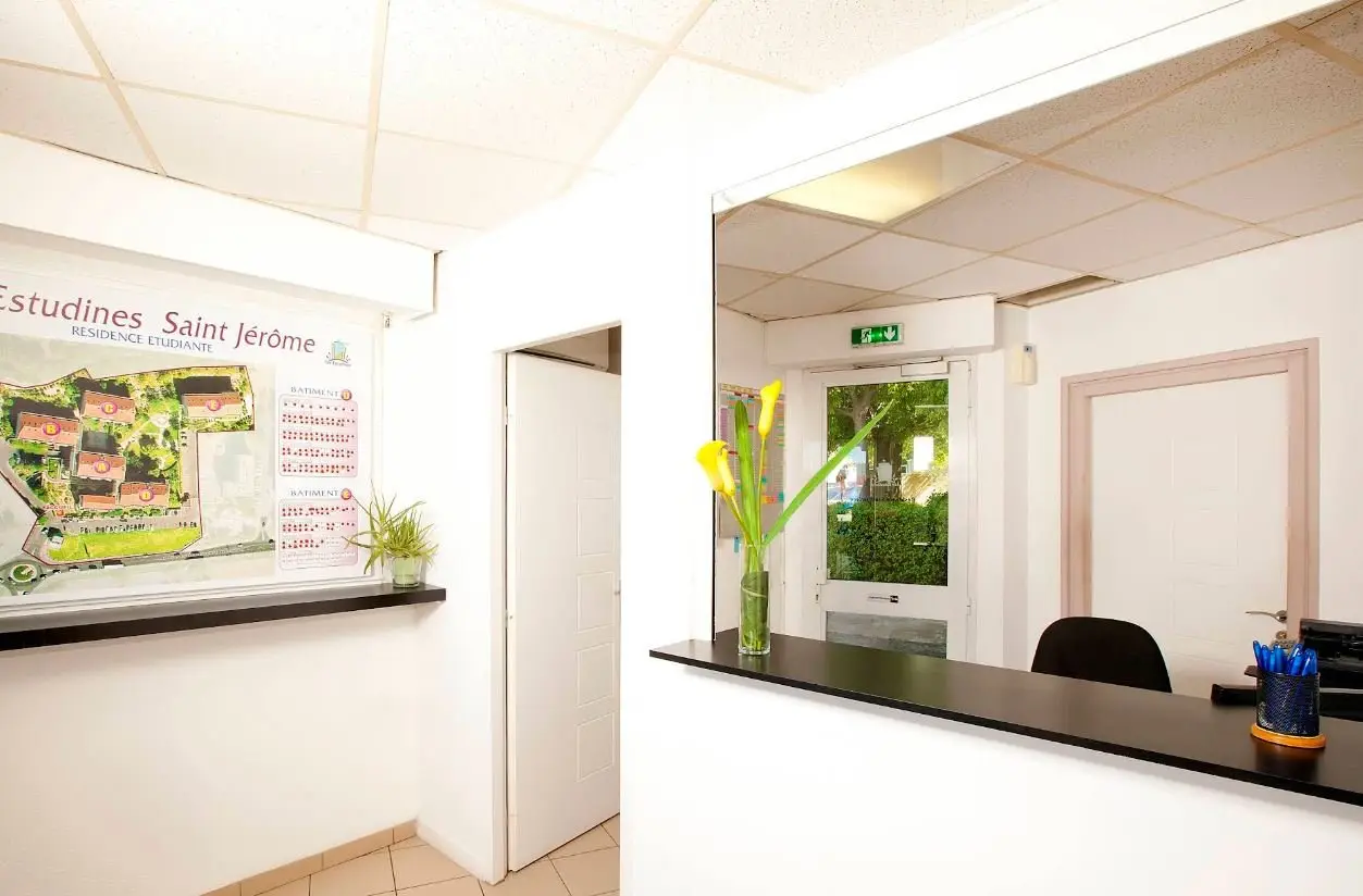Les Estudines Marseille Saint Jerome — visuel 8