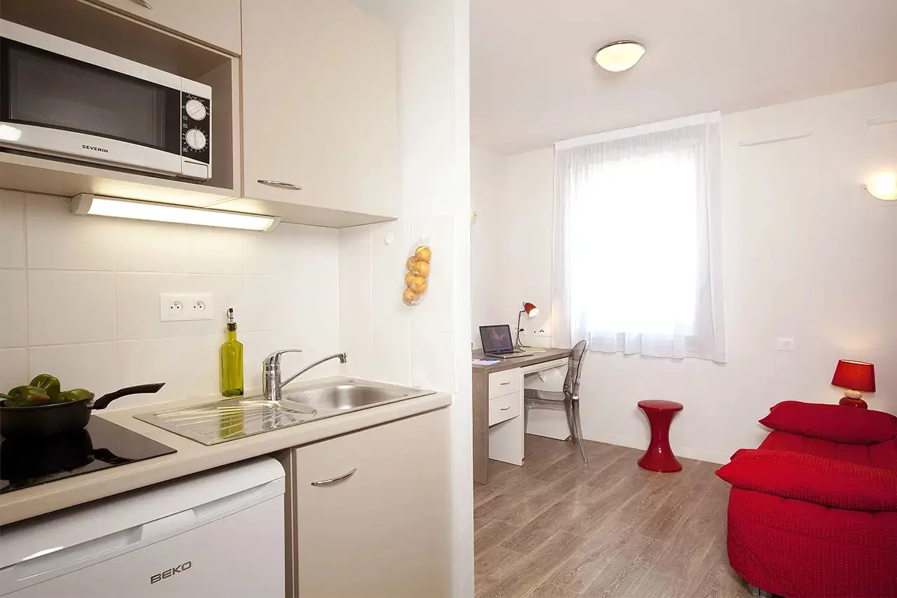 Les Estudines Nanterre Universite — visuel 6