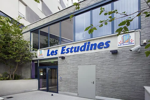 Les Estudines Nanterre Universite, visuel 1