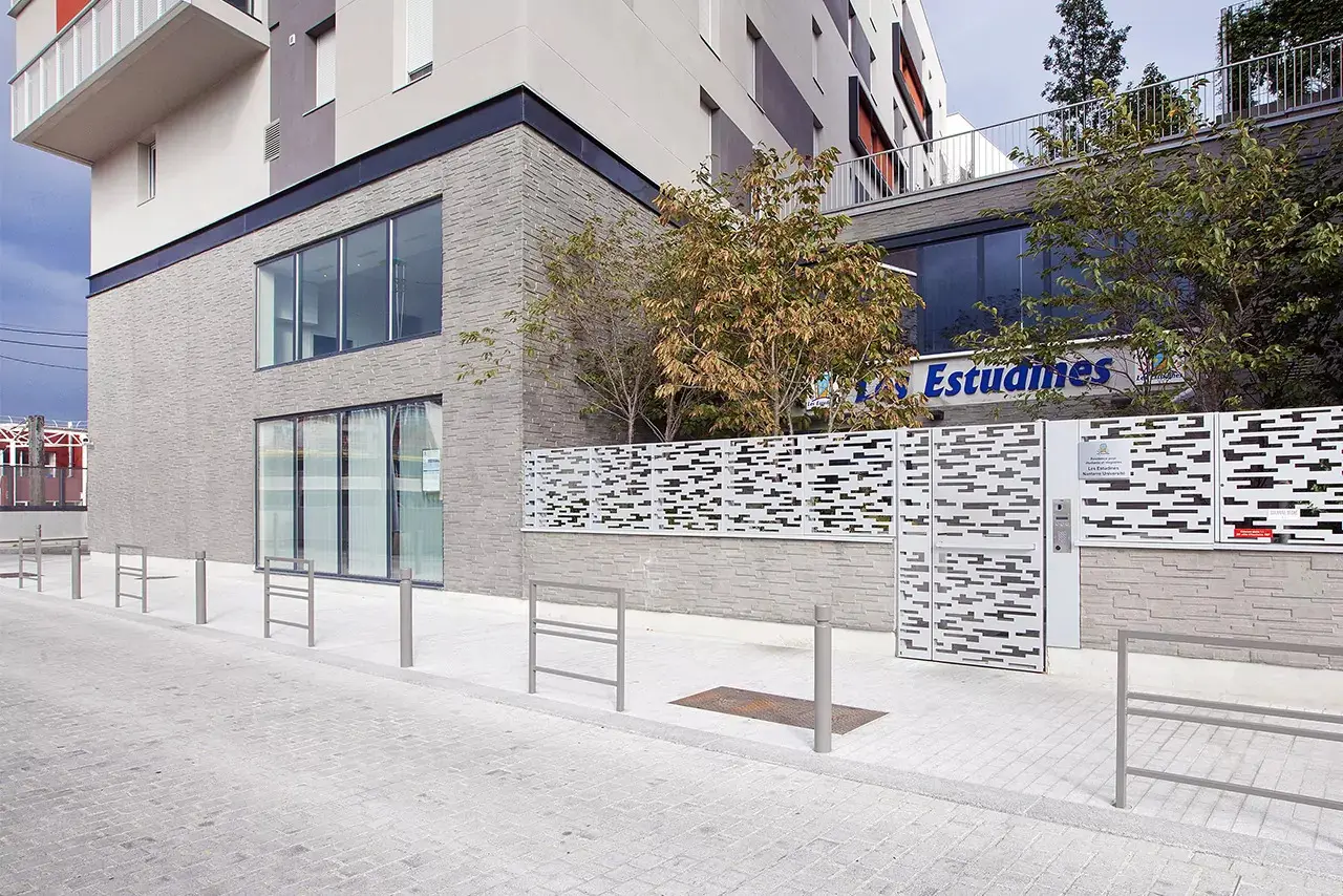 Les Estudines Nanterre Universite — visuel 5