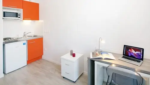 Les Estudines Paris Rosny — visuel 7