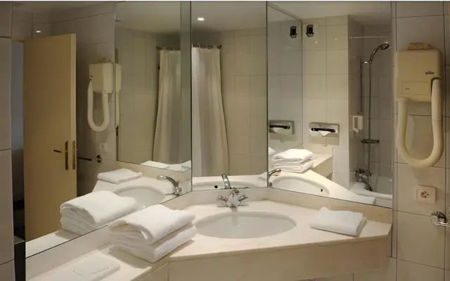 Logely Villa Bellagio Marne La Vallée, visuel 3