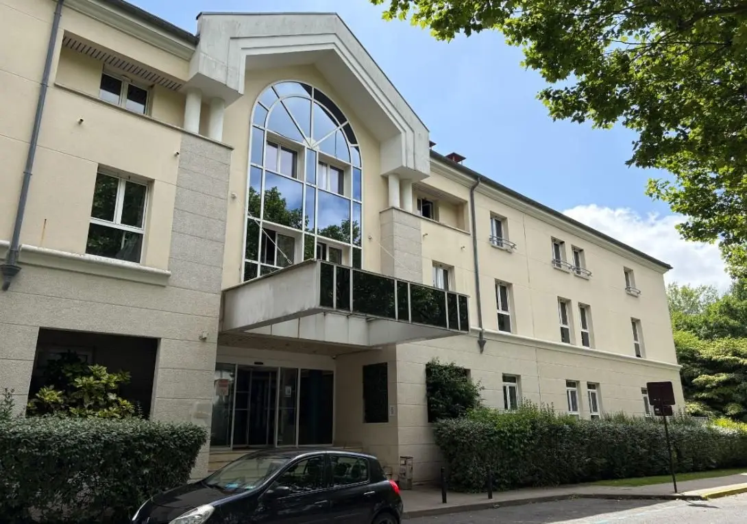 Logely Villa Bellagio Marne la Vallée — visuel 12