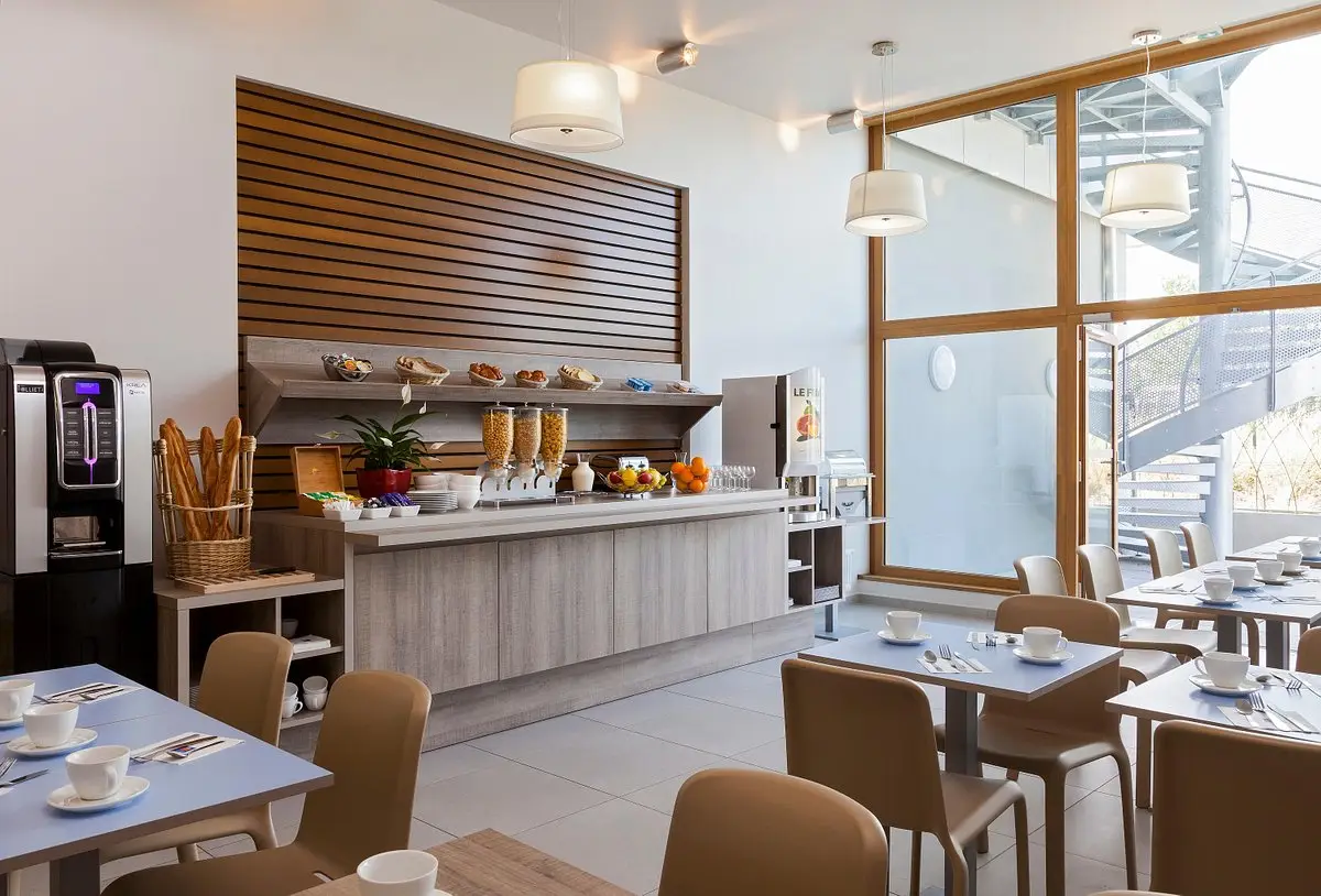 NEHÔ SUITES PORTE DE GENEVE — visuel 2