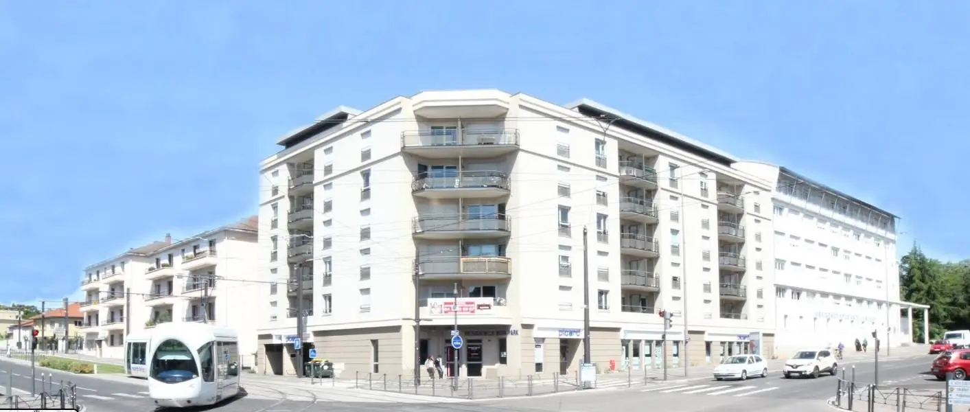Nomad Campus Nova Park Bron — visuel 10