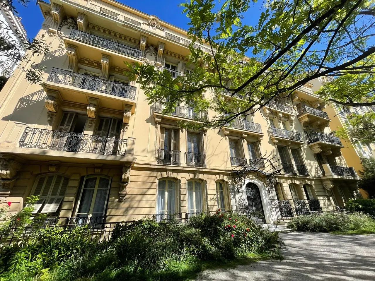 PALAIS THERESA — visuel 2