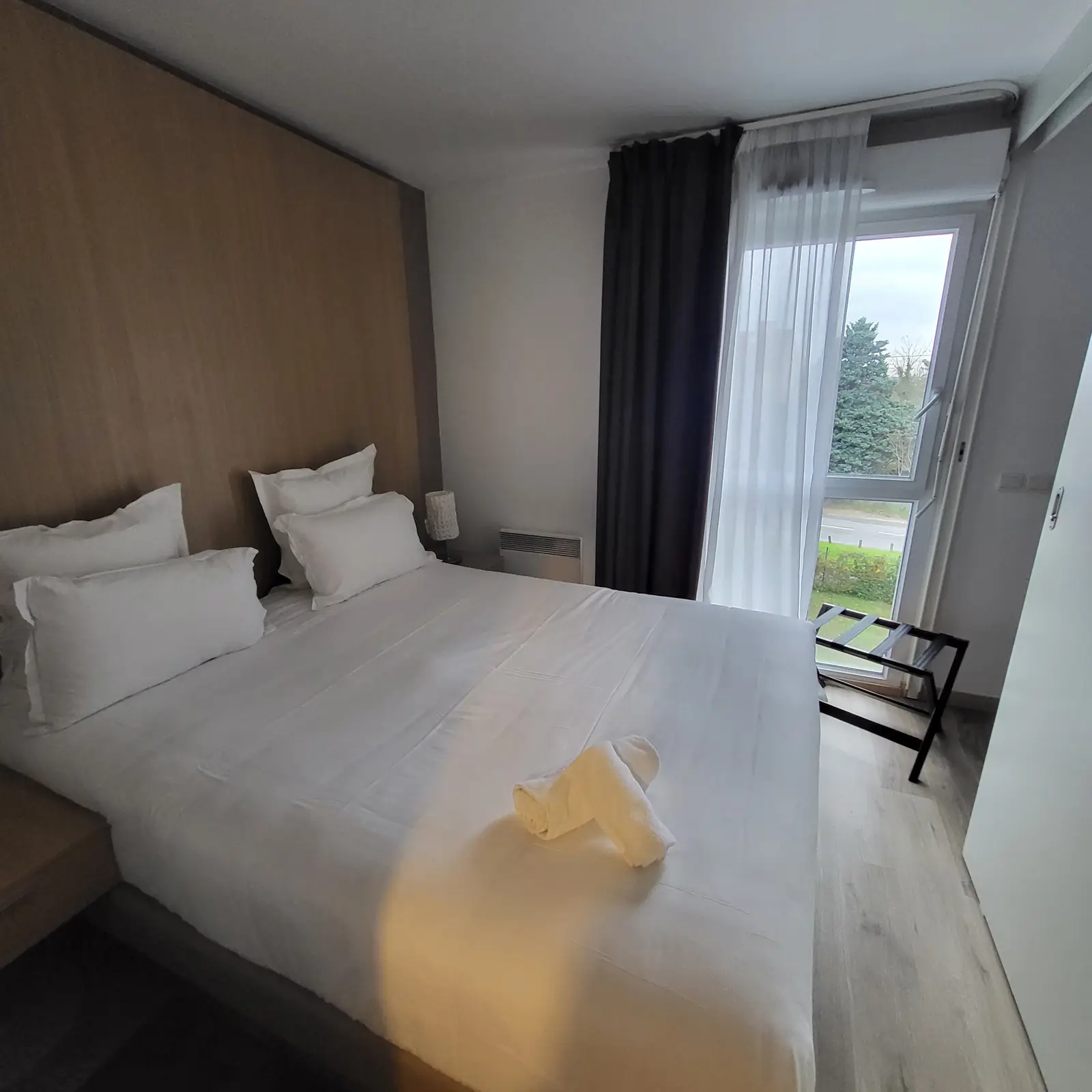 Residhome Carrieres La Defense *** — visuel 11
