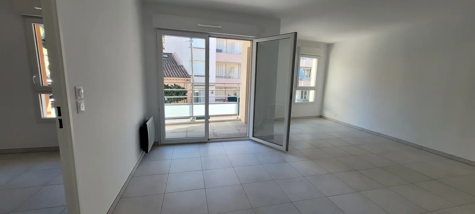 ROCHEVILLE HOME — visuel 6