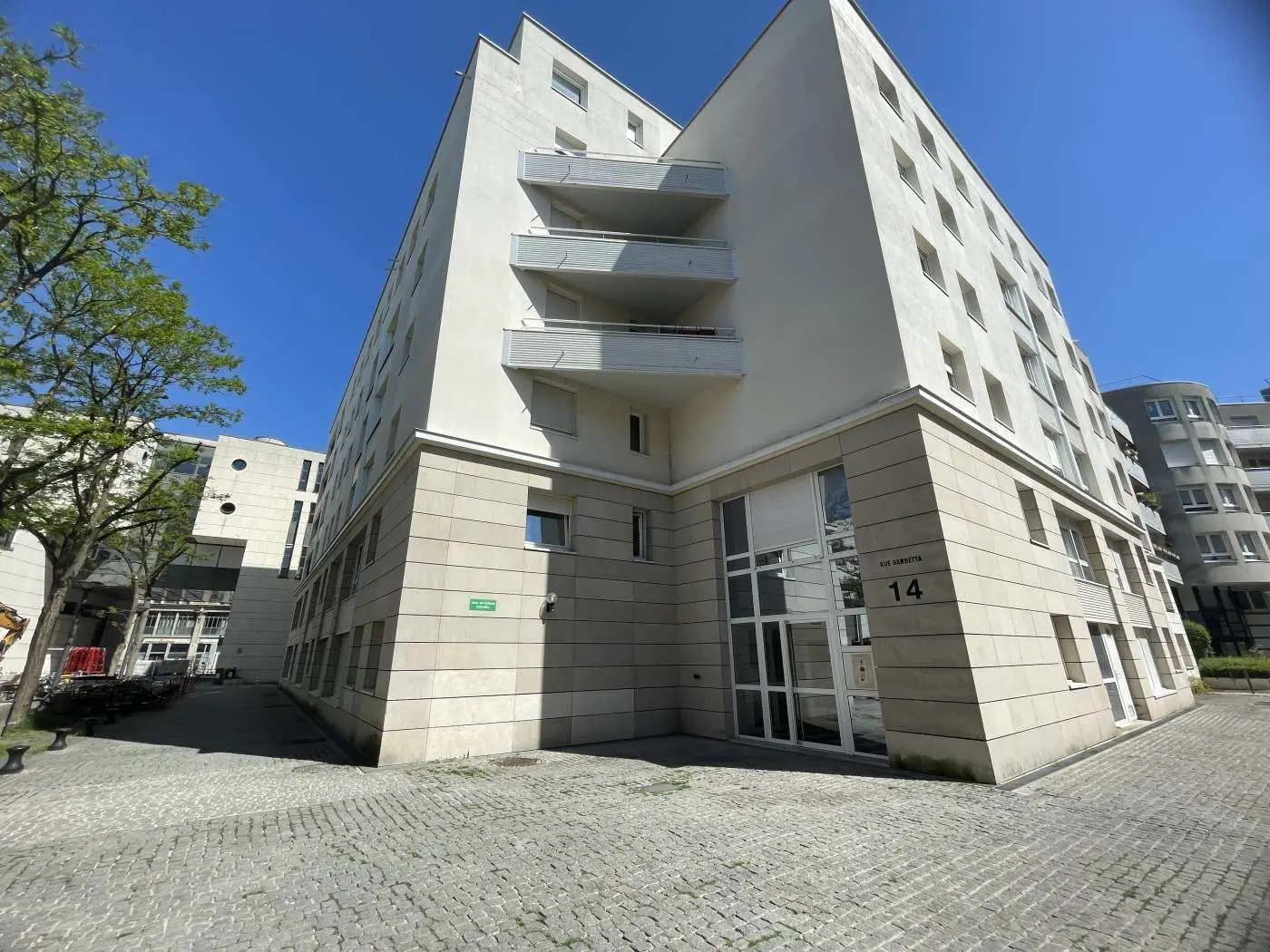 rue Gambetta à Reims — vue du programme neuf