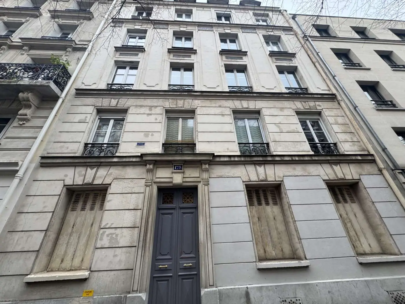 Rue Saint Charles à Paris — vue du programme neuf