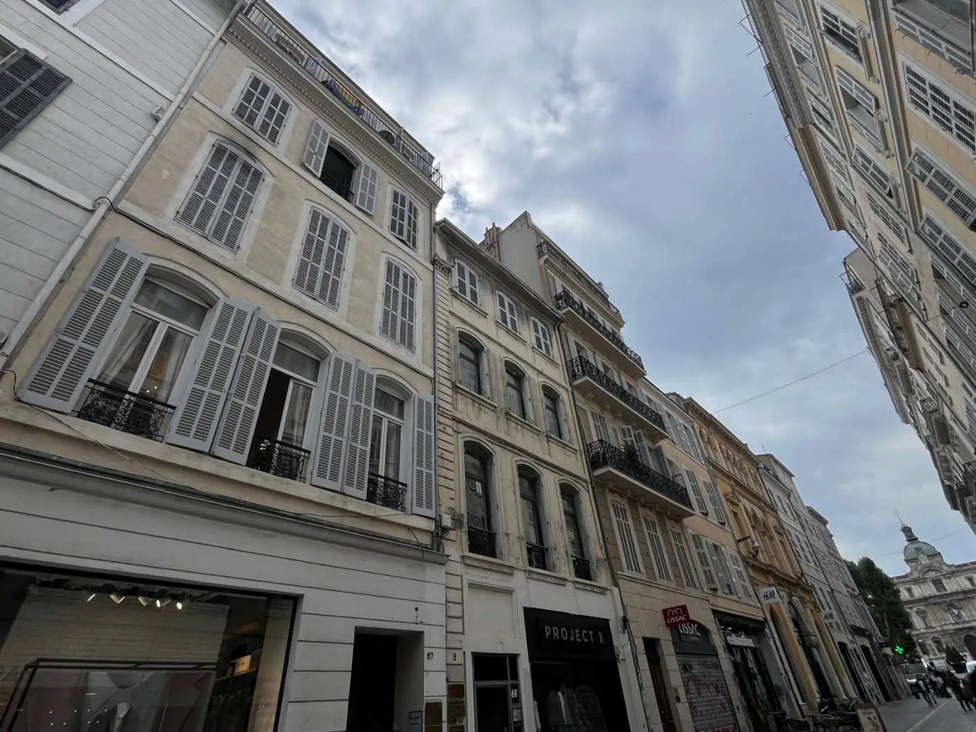 Rue Saint-Ferreol à Marseille — vue du programme neuf