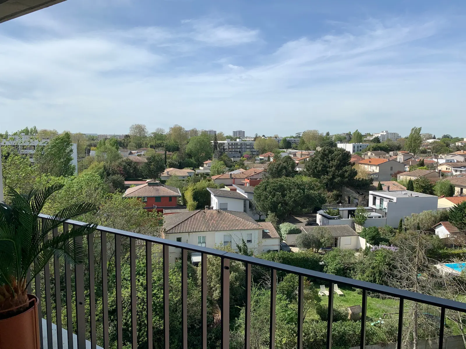 SKYLINE — visuel 21