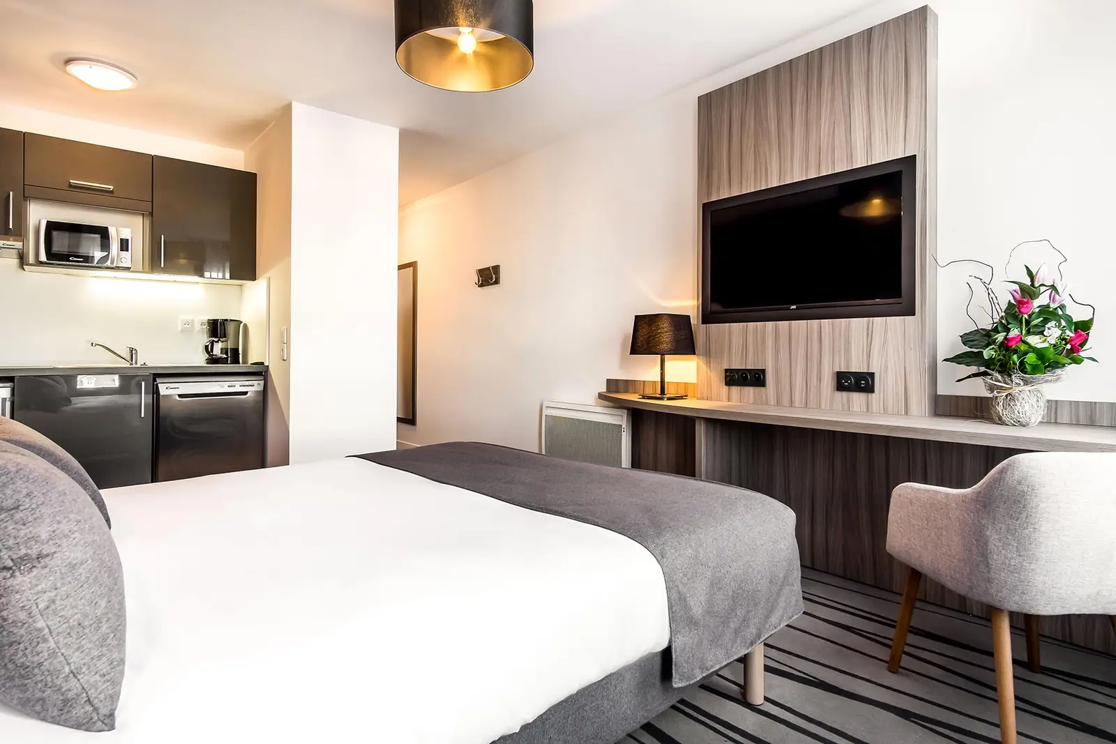Tours Néméa Appart'Hôtel — visuel 7