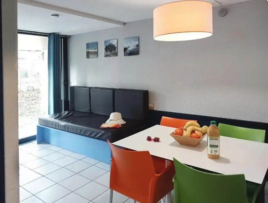 Vacances Bleues Lou Castel — visuel 6
