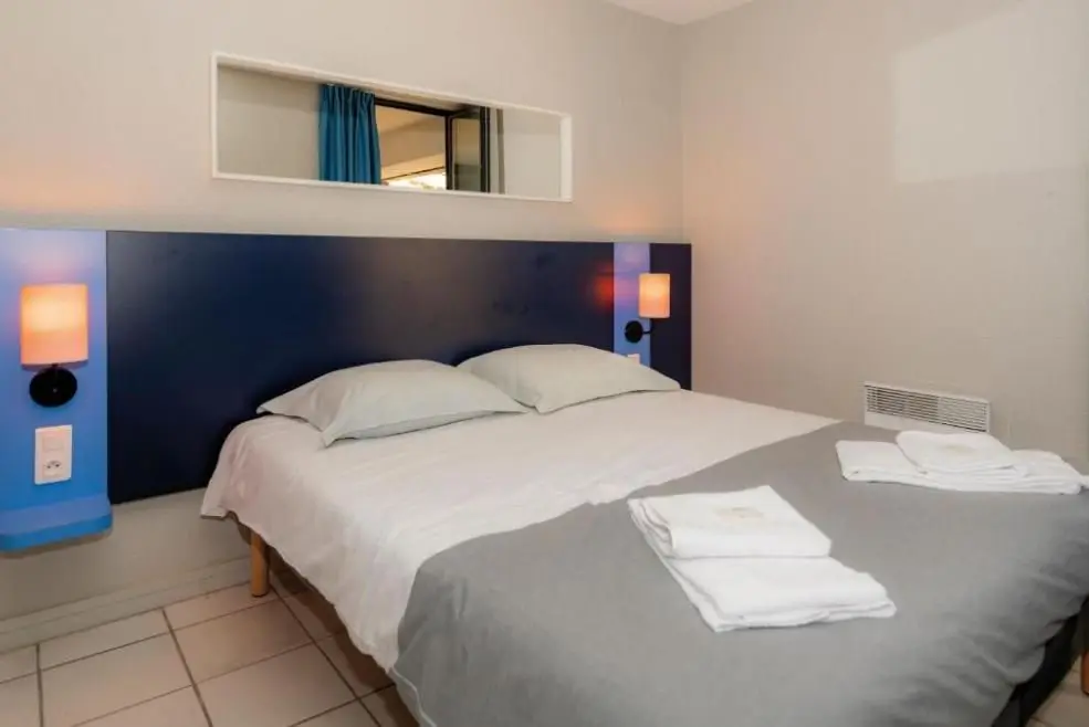 Vacances Bleues Lou Castel — visuel 7