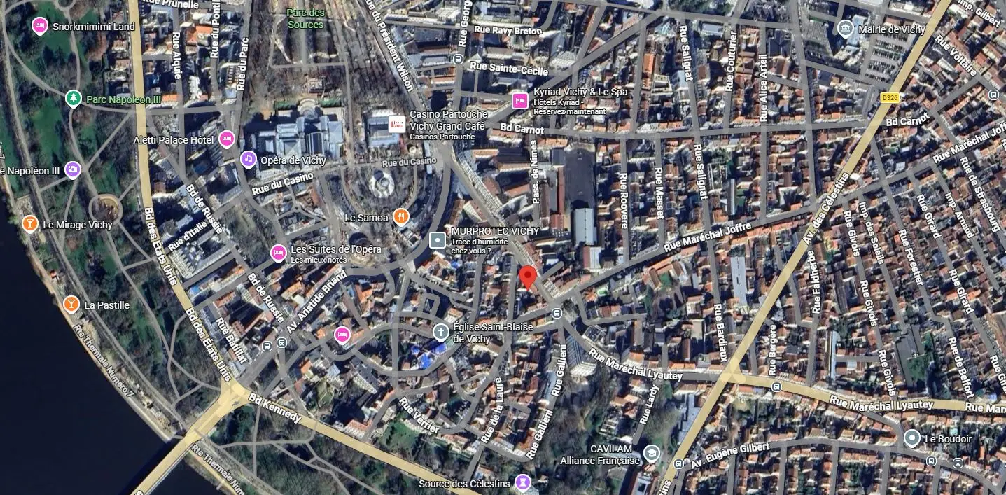 VICHY FOCH — visuel 5