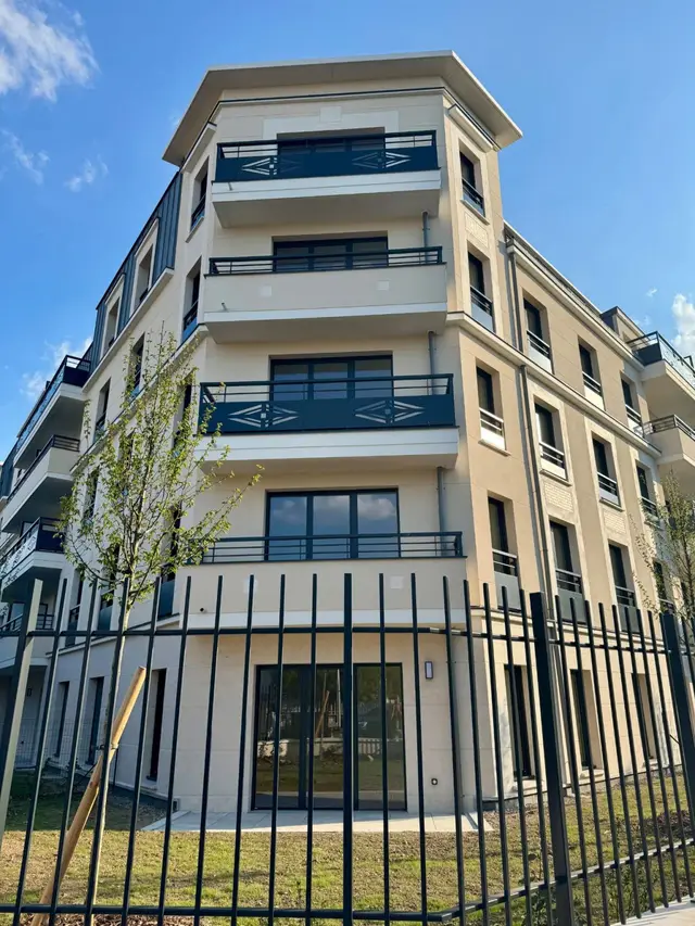 VILLA MADERNA Collectifs, visuel 1